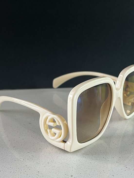 Gucci Interlocking-G GG1326S 002 oversize-frame cream sunglasses main image 10